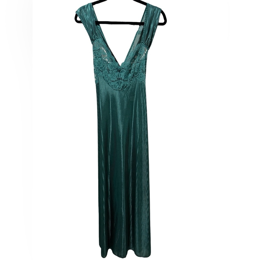 Vintage Petra Regal Hollywood Regency L Green Long Satin Nightgown Crossover